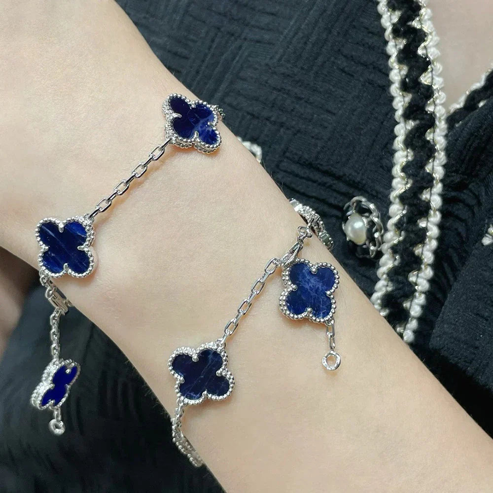 [Garvey]LUCKY CLOVER 5-MOTIF BRACELET - PIETERSITE COLLECTION