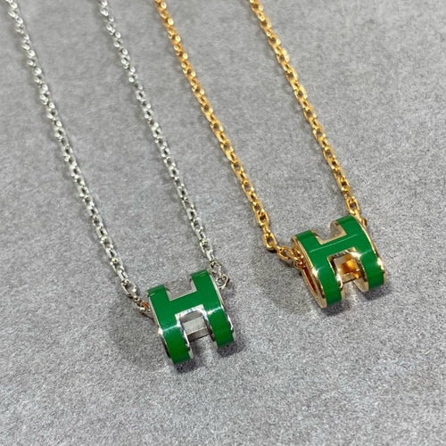 [Garvey ]POP H GREEN NECKLACE SILVER AND GOLD