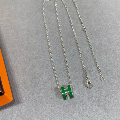 [Garvey ]POP H GREEN NECKLACE SILVER AND GOLD