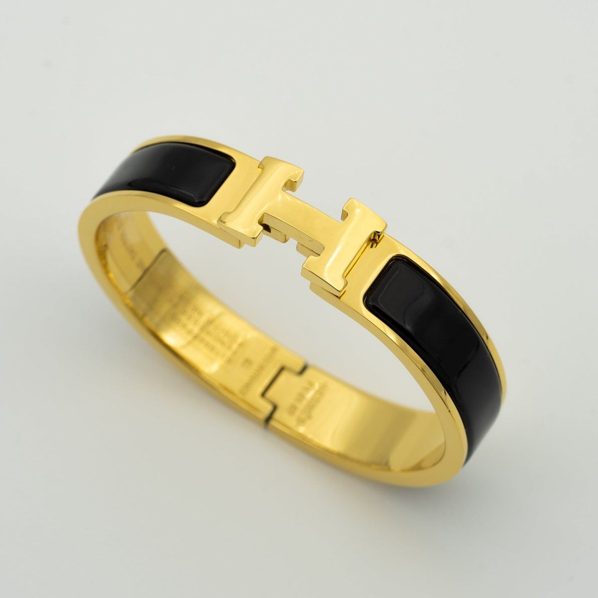 [Garvey ]H BLACK BRACELET