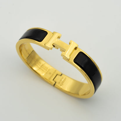 [Garvey ]H BLACK BRACELET