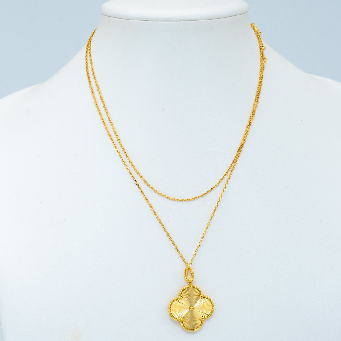 [Garvey ]CLOVER 25MM PEDANT NECKLACE GOLD