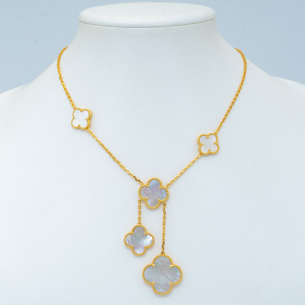 [Garvey ]CLOVER MOTHER OF PEARL NECKLACE 6 MOTIF