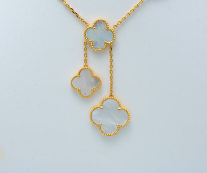 [Garvey ]CLOVER MOTHER OF PEARL NECKLACE 6 MOTIF
