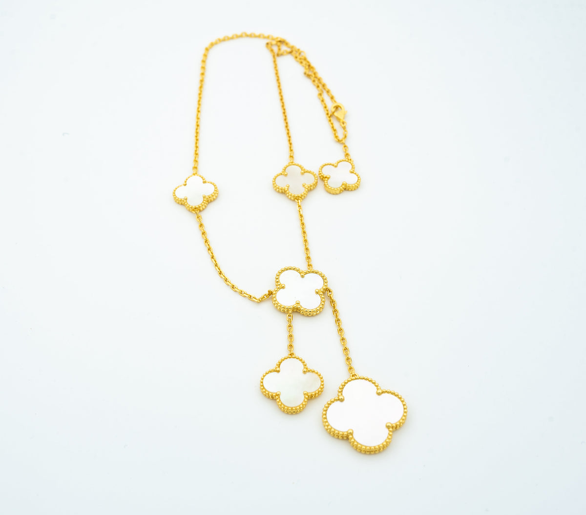 [Garvey ]CLOVER MOTHER OF PEARL NECKLACE 6 MOTIF