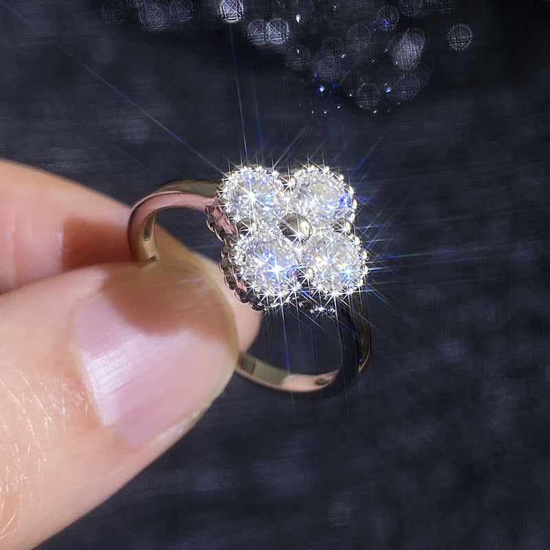 [Garvey]ELEGANT FOUR-LEAF CLOVER MOISSANITE RING