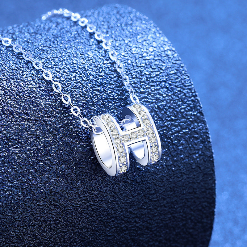 [Garvey]FULL-PAVE "H" MOISSANITE PENDANT NECKLACE