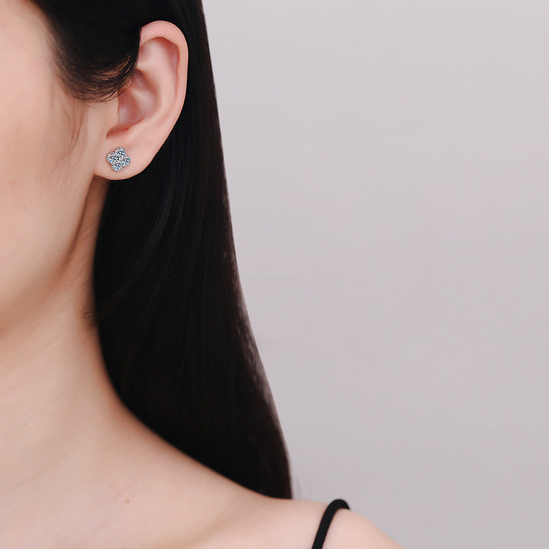 [Garvey]ELEGANT FOUR-LEAF CLOVER MOISSANITE STUD EARRINGS