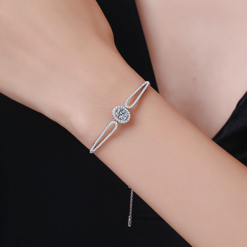 [Garvey]"PIGEON'S EGG" TEARDROP MOISSANITE BRACELET