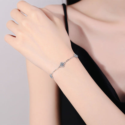 [Garvey]TRIPLE-CLOVER MOISSANITE BRACELET