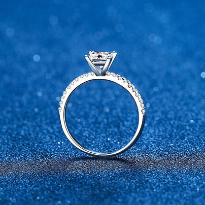 [Garvey]ELEGANT PRINCESS CUT MOISSANITE ENGAGEMENT RING