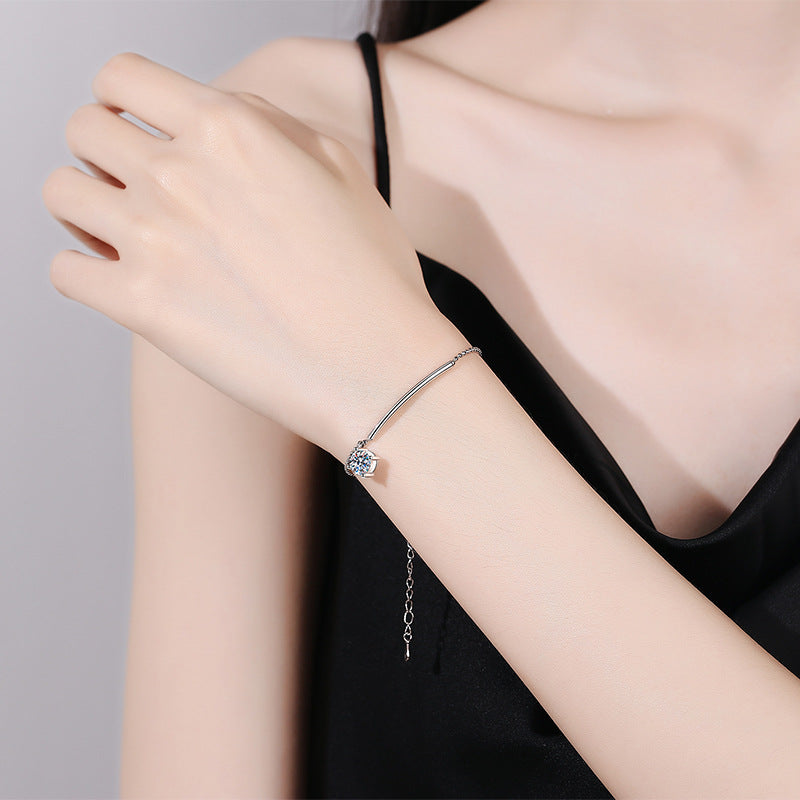 [Garvey]ELEGANT HALF-MOON CURVE MOISSANITE BRACELET