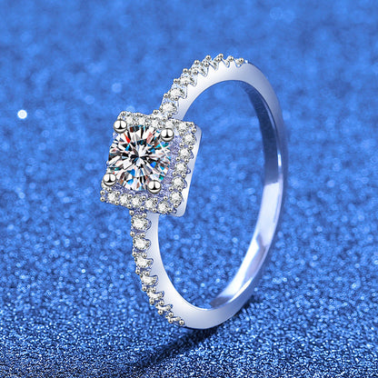 [Garvey]DAINTY SUGAR-CUBE MOISSANITE RING