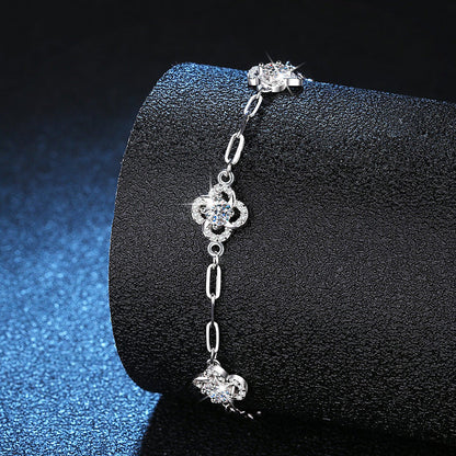 [Garvey]TRIPLE-CLOVER MOISSANITE BRACELET