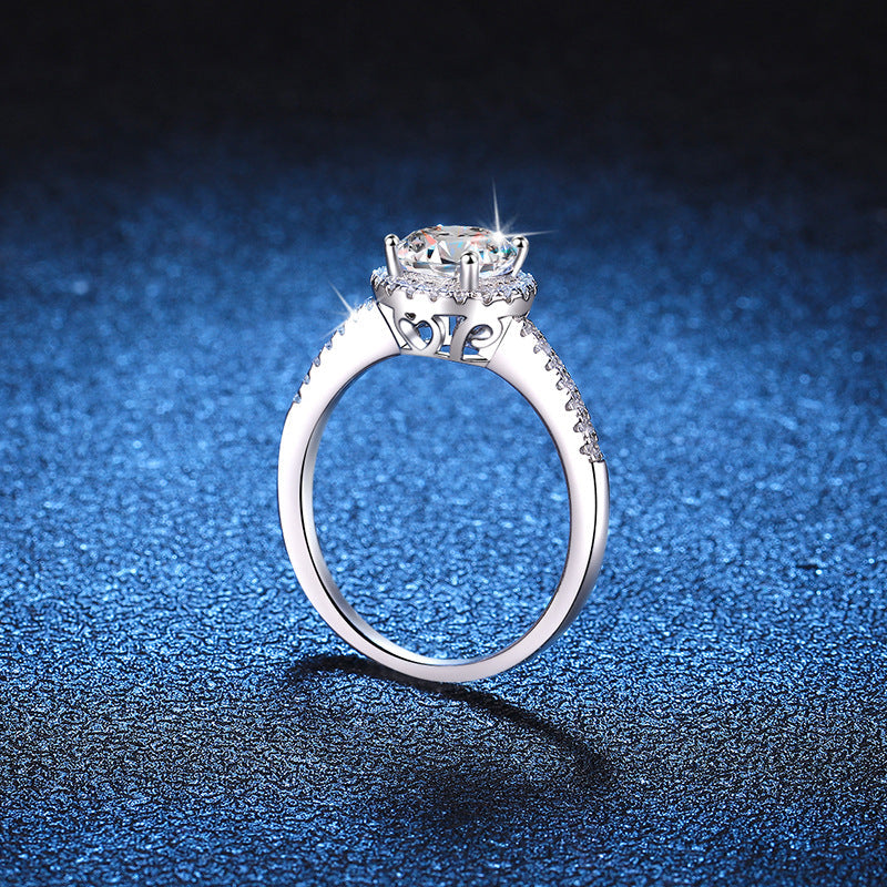 [Garvey]RADIANT ROUND HALO MOISSANITE ENGAGEMENT RING