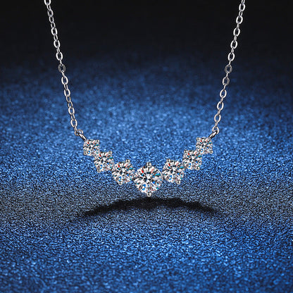 [Garvey]MINIMALIST CURVED SMILE MOISSANITE NECKLACE