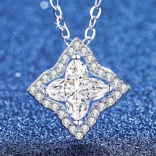 [Garvey]STAR-CLOVER MOISSANITE NECKLACE