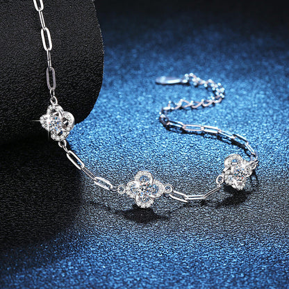 [Garvey]TRIPLE-CLOVER MOISSANITE BRACELET