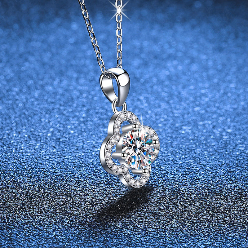 [Garvey]CLASSIC CLOVER MOISSANITE PENDANT NECKLACE