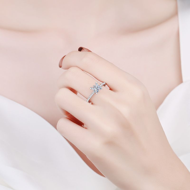 [Garvey]ELEGANT PRINCESS CUT MOISSANITE ENGAGEMENT RING
