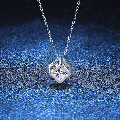 [Garvey]GEOMETRIC SUGAR-CUBE MOISSANITE NECKLACE