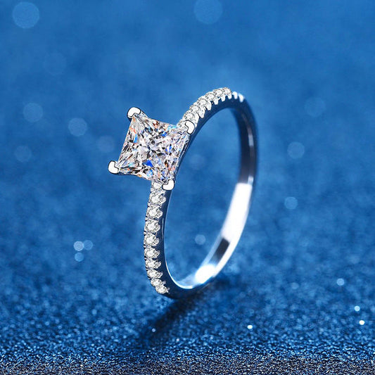 [Garvey]ELEGANT PRINCESS CUT MOISSANITE ENGAGEMENT RING