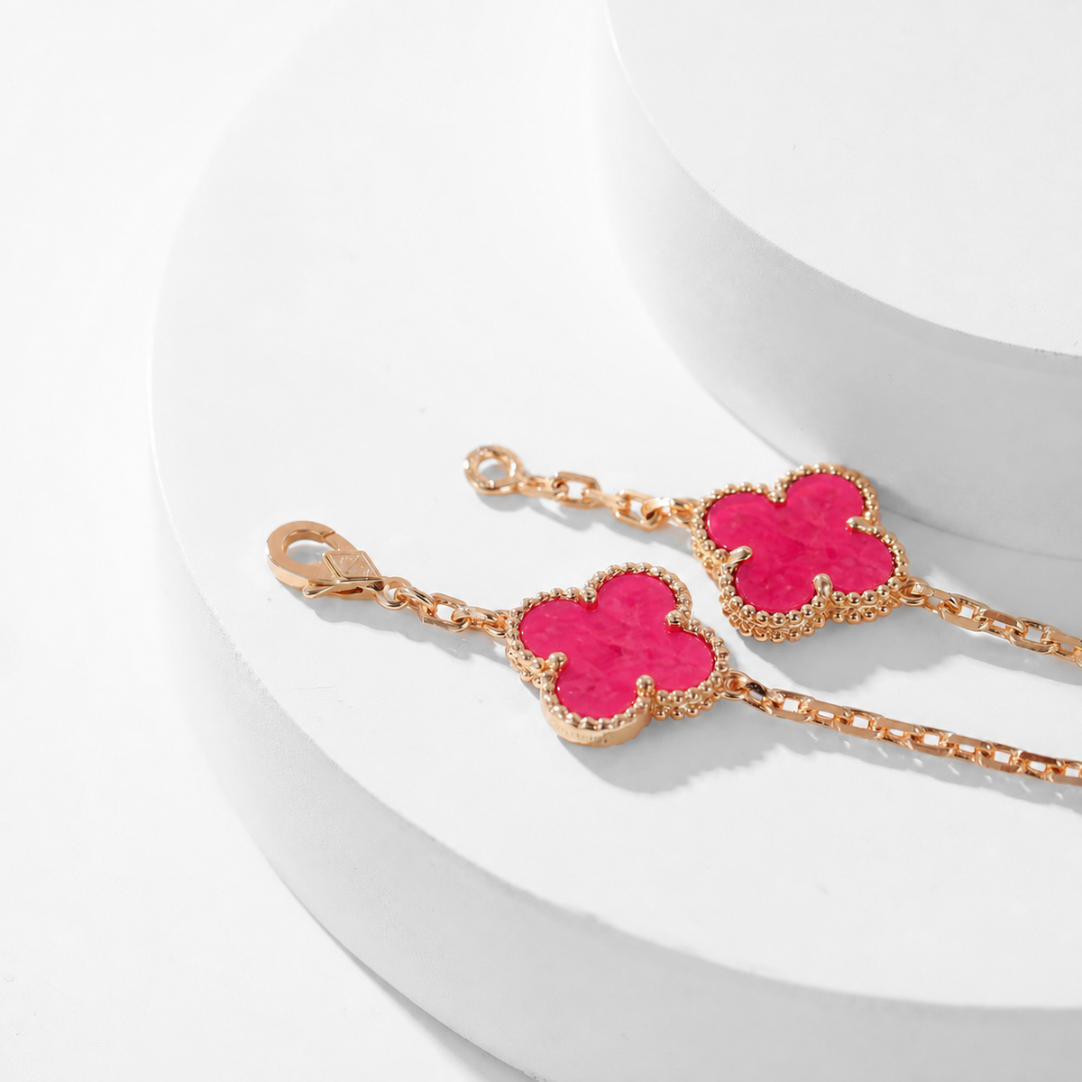[Garvey]NEW CLOVER 10 MOTIFS PINK ENAMEL NECKLACE