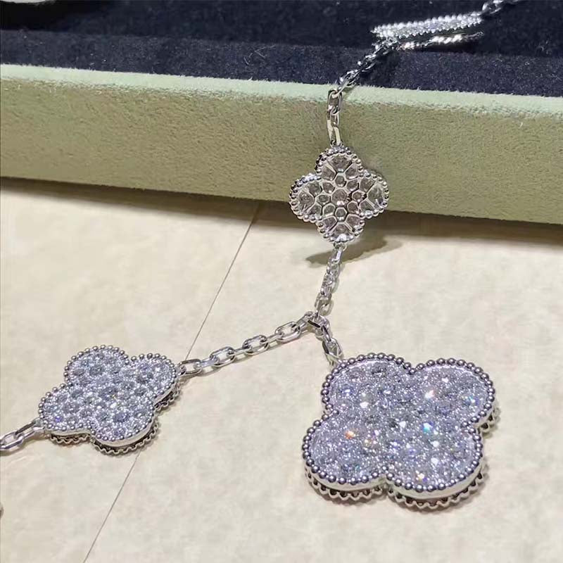 [Garvey ]CLOVER 6 MOTIFS SILVER DIAMOND BRACELET