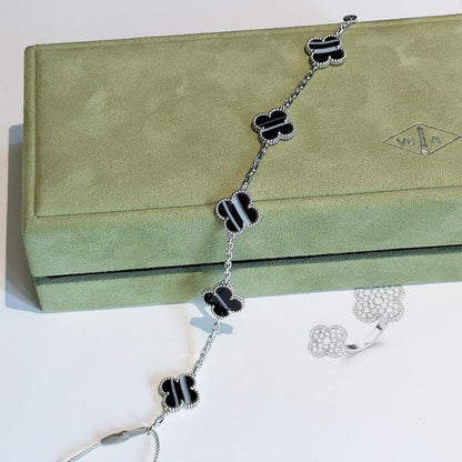 [Garvey ]CLOVER 5 MOTIF VEINED ONYX BRACELET SILVER