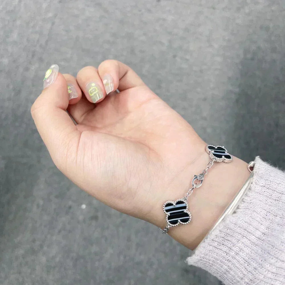 [Garvey ] CLOVER 5 MOTIF PULSAR STONE BRACELET COLLECTION