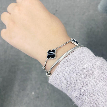 [Garvey ]CLOVER 5 MOTIF VEINED ONYX BRACELET SILVER
