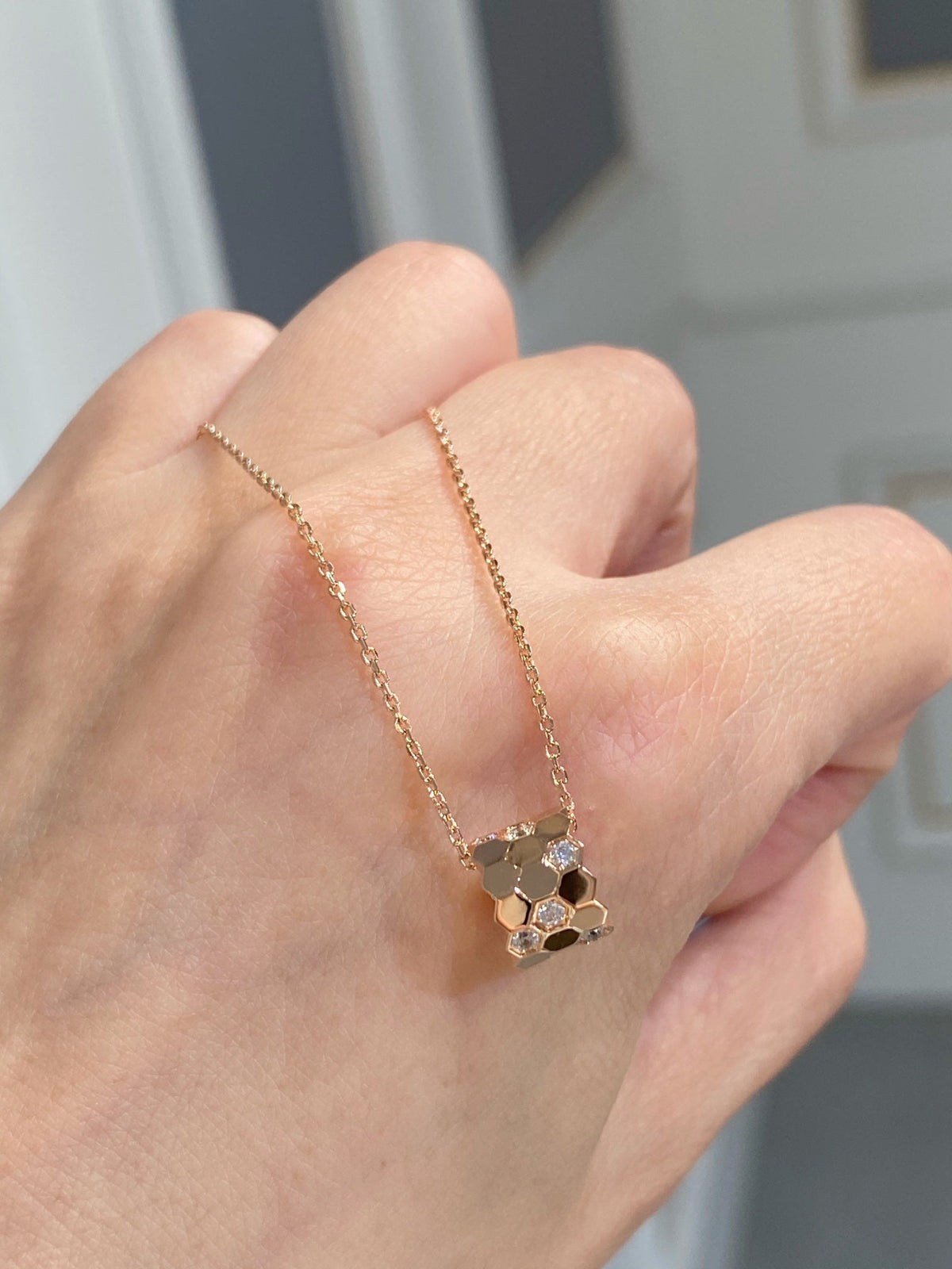 [Garvey ]BEE LOVE DIAMOND NECKLACE