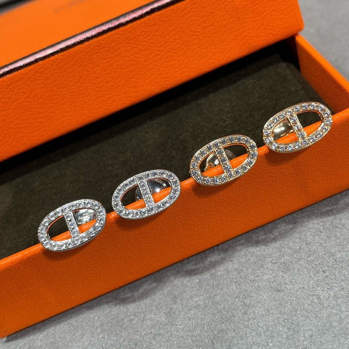 [Garvey ]HM FULL DIAMOND PIG NOSE STUD EARRINGS