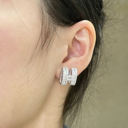 [Garvey ]H STUD EARRINGS WITH SILVER DIAMONDS