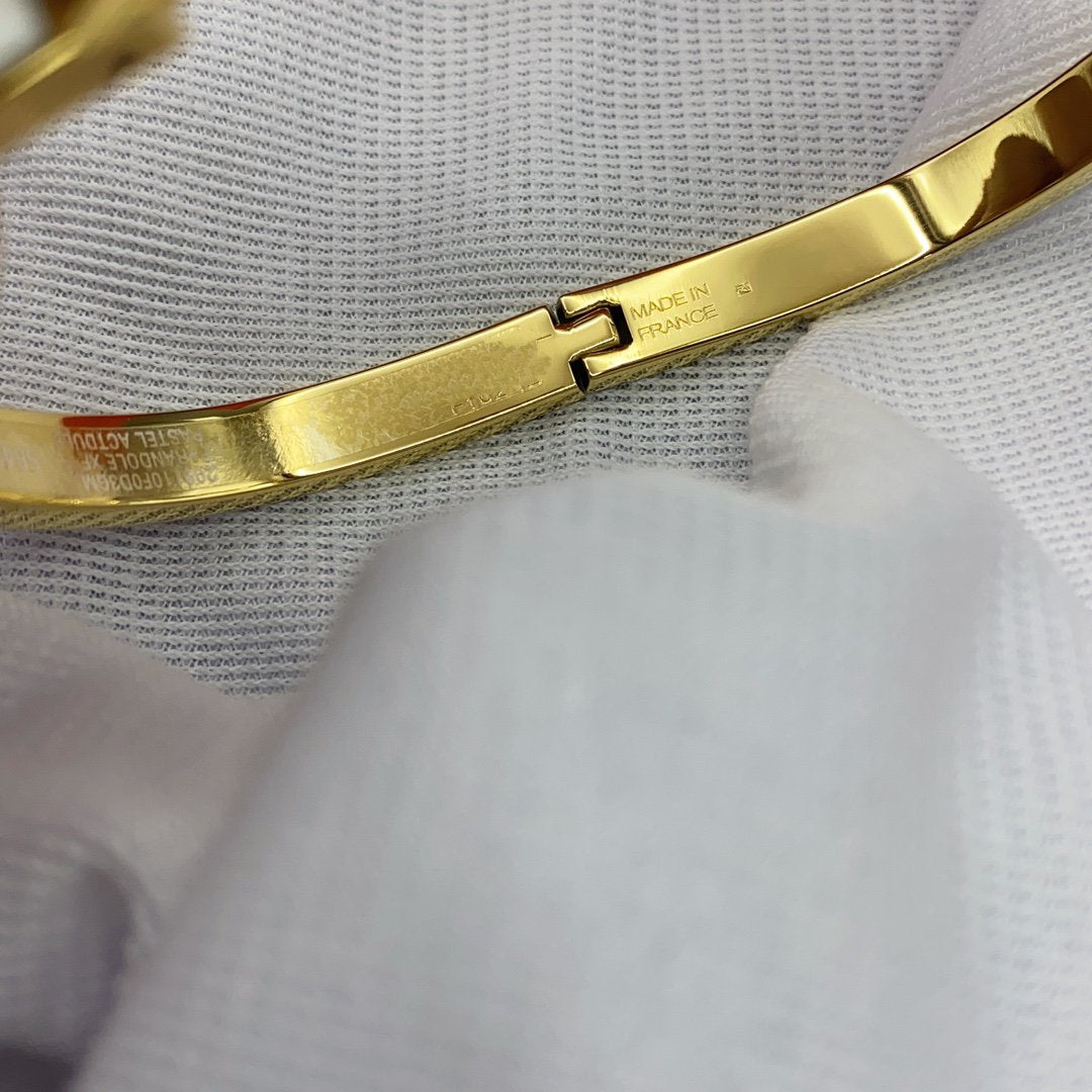 [Garvey ]CLASSIC HM CLIC WHITE 8MM ENAMEL BRACELET