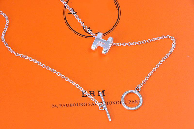 [Garvey ]HM NECKLACE H LETTER OVAL SERIES