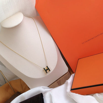 [Garvey ]HM CLIC BLACK ENAMEL GOLD NECKLACE