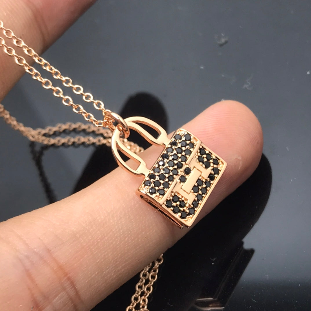 [Garvey ]HM NECKLACE ARZalynL BLACK DIAMOND