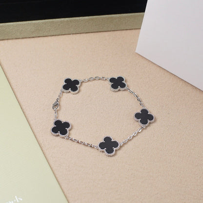 [Garvey ] CLOVER 5 MOTIF ONYXS BRACELET COLLECTION