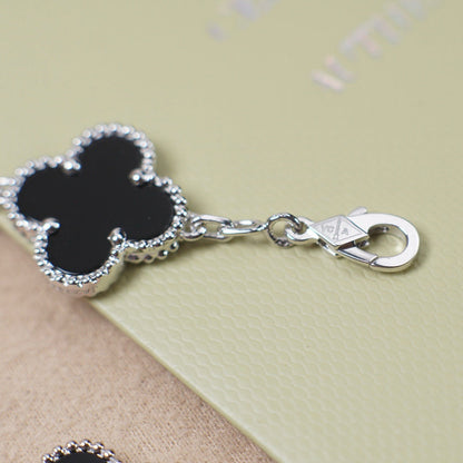 [Garvey ] CLOVER 5 MOTIF ONYXS BRACELET COLLECTION