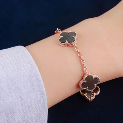 [Garvey]LUCKY CLOVER 5-MOTIF BRACELET - GREY MOTHER-OF-PEARL COLLECTION