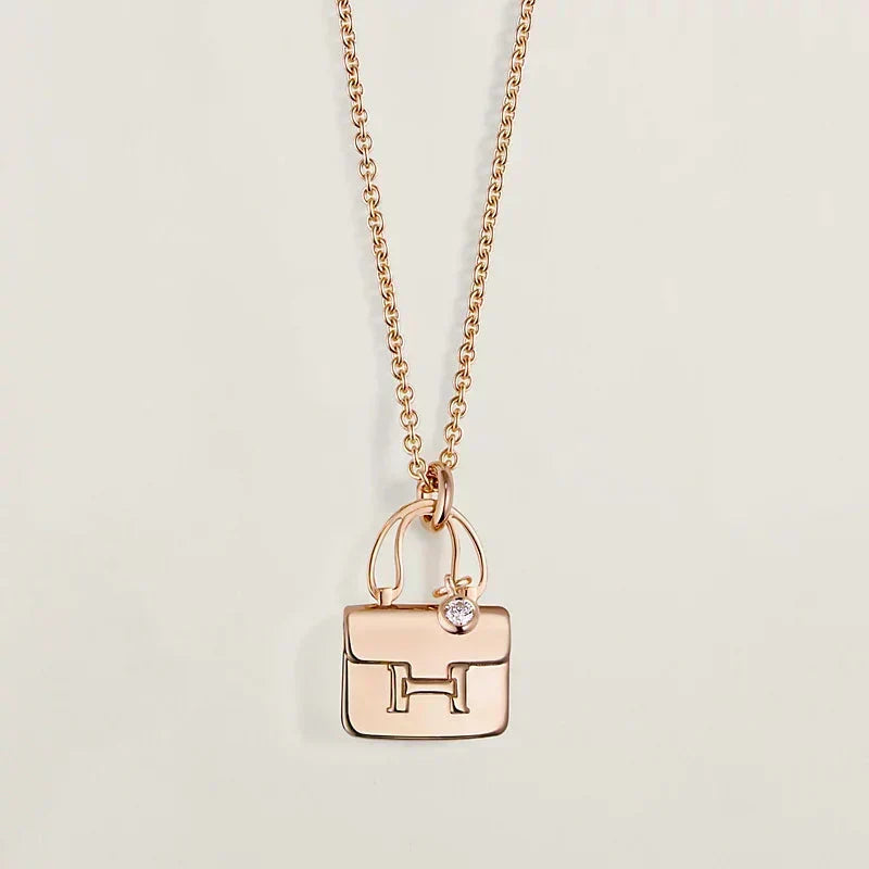 [Garvey ]AMULETTE PEDANT ROSE GOLD NECKLACE