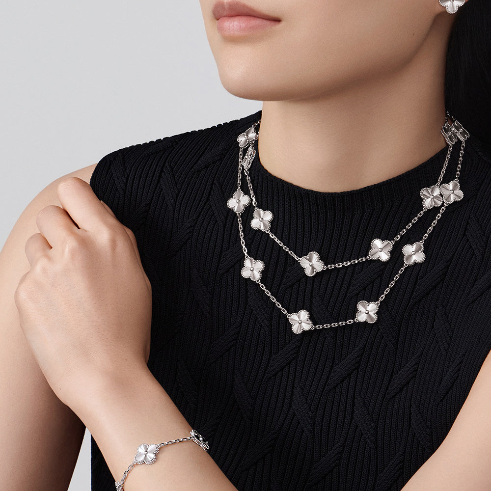 [Garvey ]CLOVER 20 MOTIFS DIAMOND SILVER