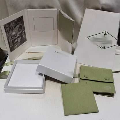 [Garvey ]VA CLOVER BRACELET NECKLACE RING BOX GIFT BAG