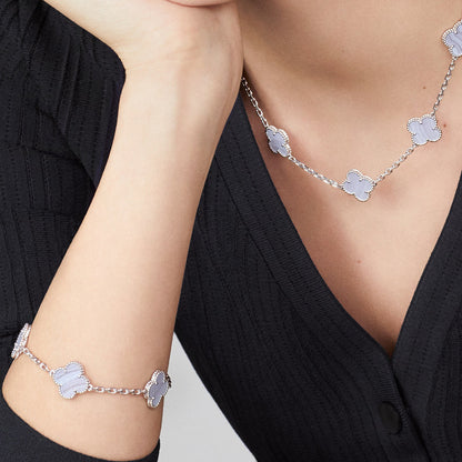 [Garvey ]CLOVER 10 MOTIFS BLUE CHALCEDONY NECKLACE