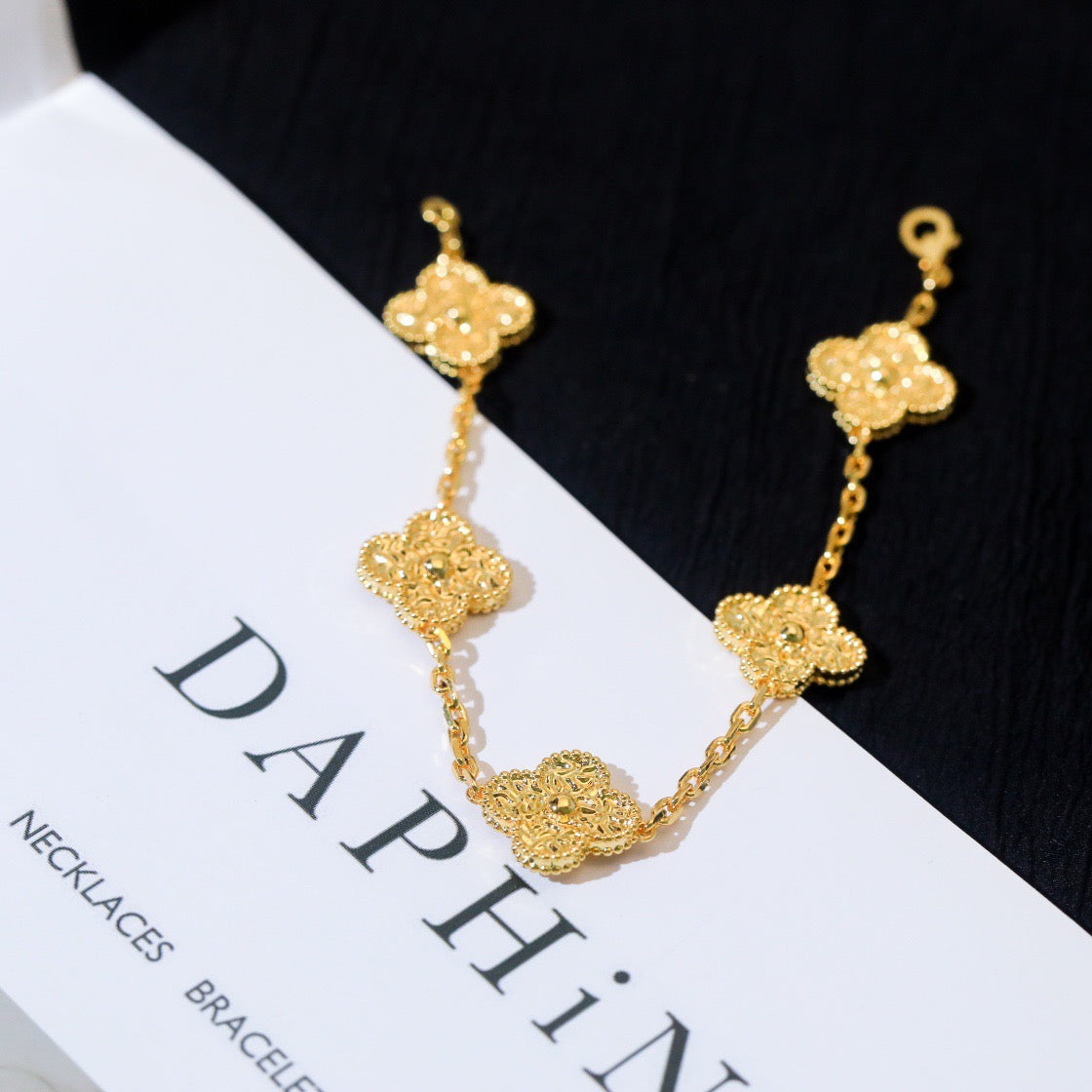 [Garvey]LUCKY CLOVER 5-MOTIF BRACELET - BRONZING