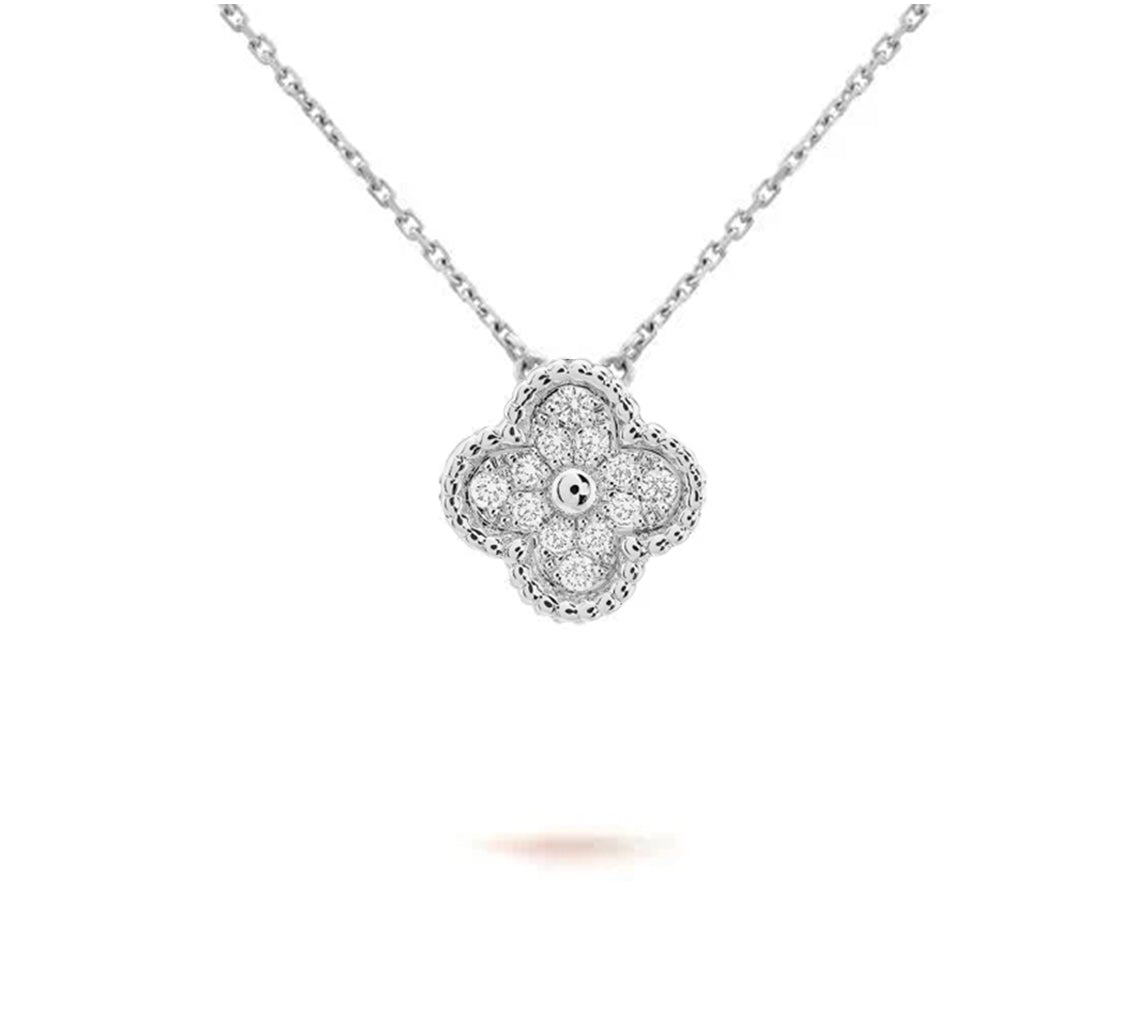 [Garvey]15MM CLOVER FLOWER PENDANT NECKLACE WHITE GOLD COLLECTION
