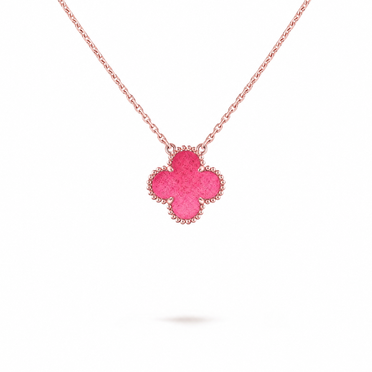 [Garvey] NEW CLOVER 15MM PINK ENAMEL NECKLACE