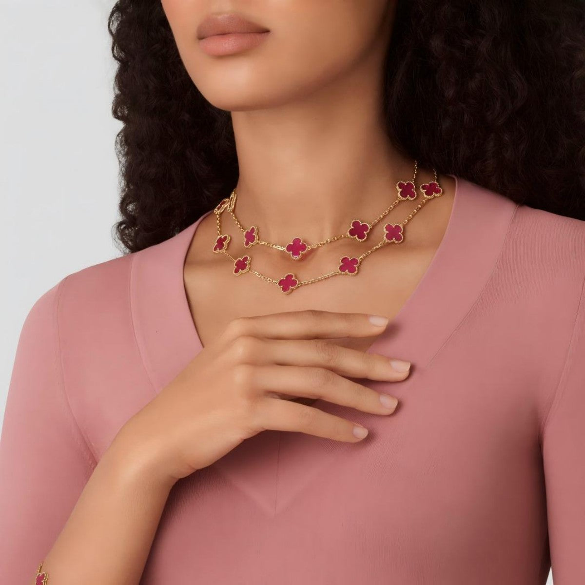 [Lora] NEW CLOVER 20 MOTIFS PINK ENAMEL NECKLACE