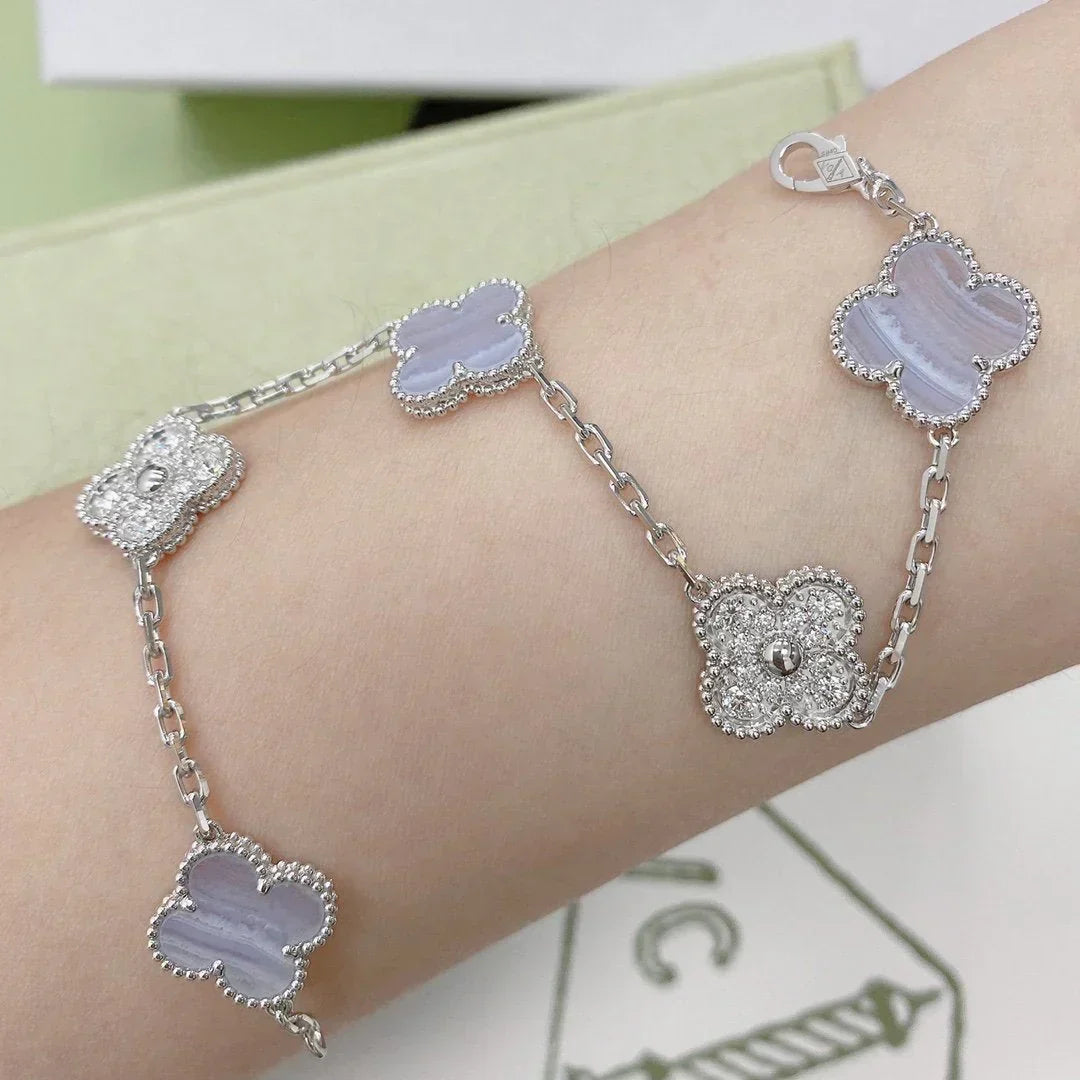 [Garvey ] CLOVER 5 MOTIF PURPLE CHALCEDONY BRACELET COLLECTION